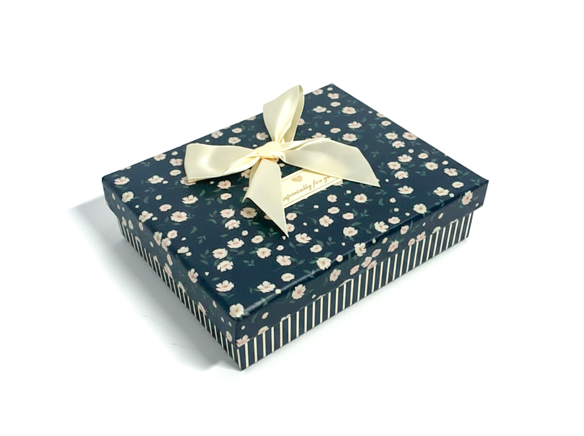 Коробка подарункова; 15.5x12.5x4.5 см.; арт. AG2583; ANGEL GIFTS